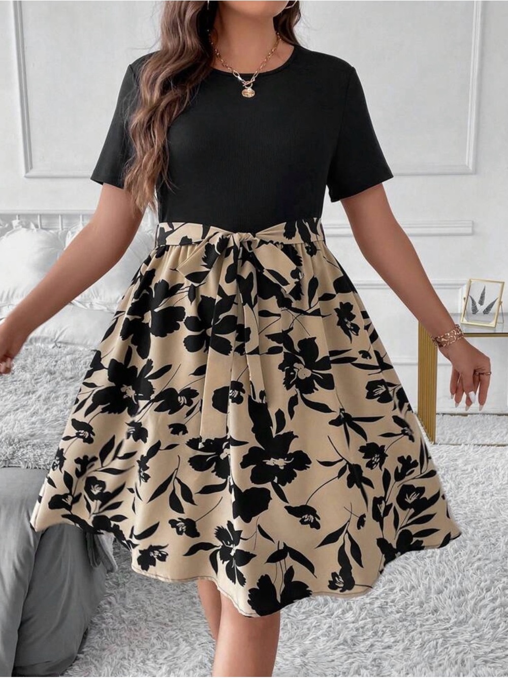 Black & Beige Floral Tie-Waist Women’s Dress
